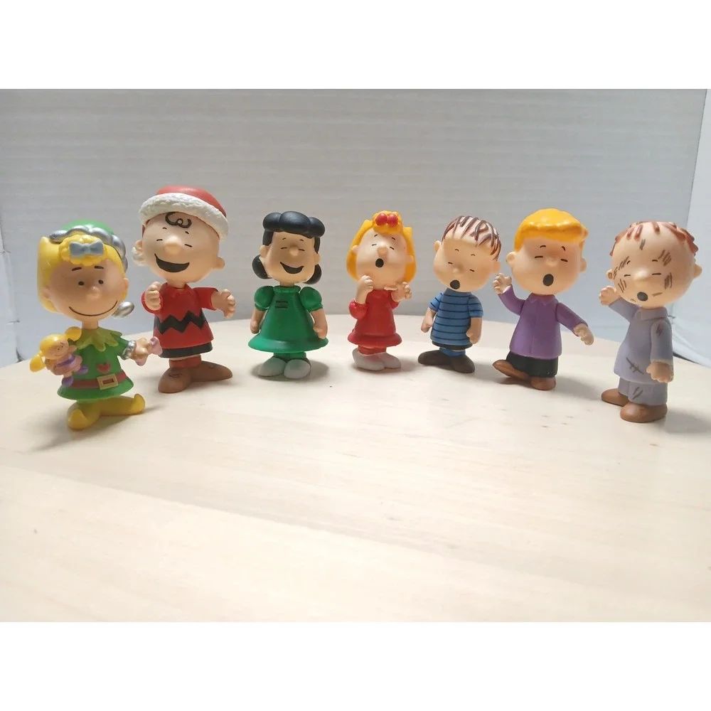 Charlie Brown Mixed Christmas Figure Lot